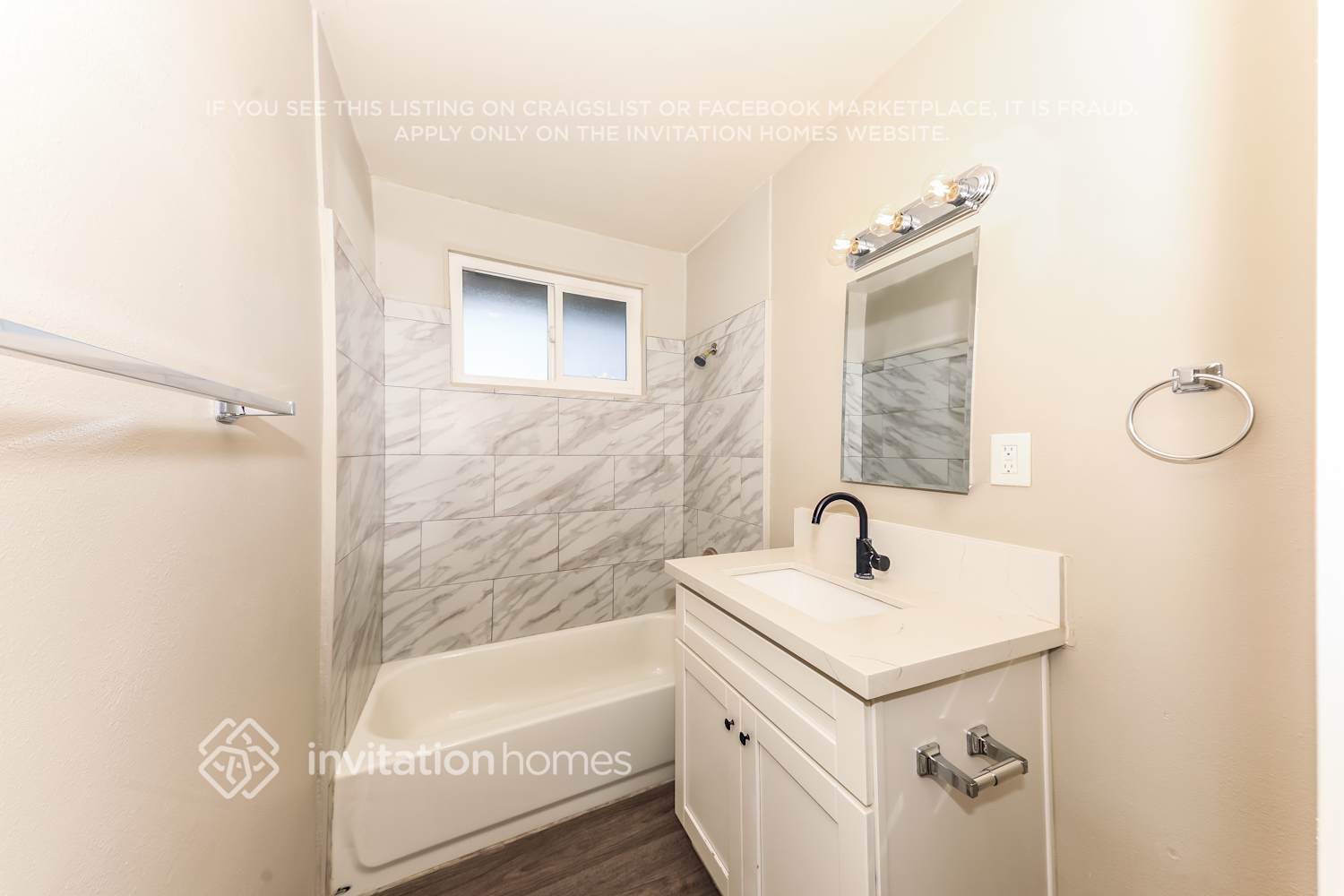 Building Photo - 321 W Hacienda Dr