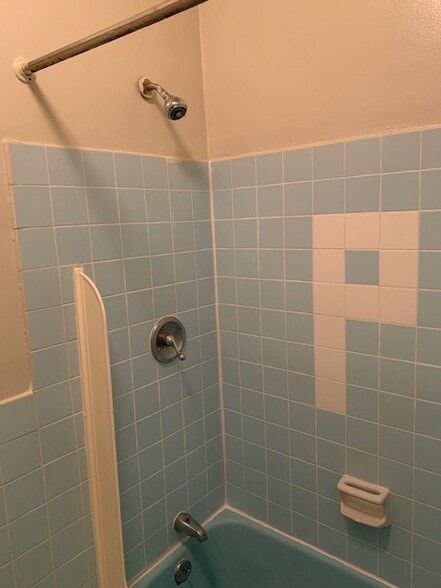 Building Photo - 4014 Spruce St