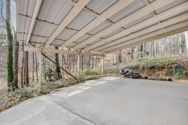 Building Photo - 199 Cross Brook Dr