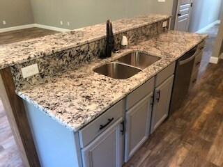 Building Photo - 227 Rye Dr