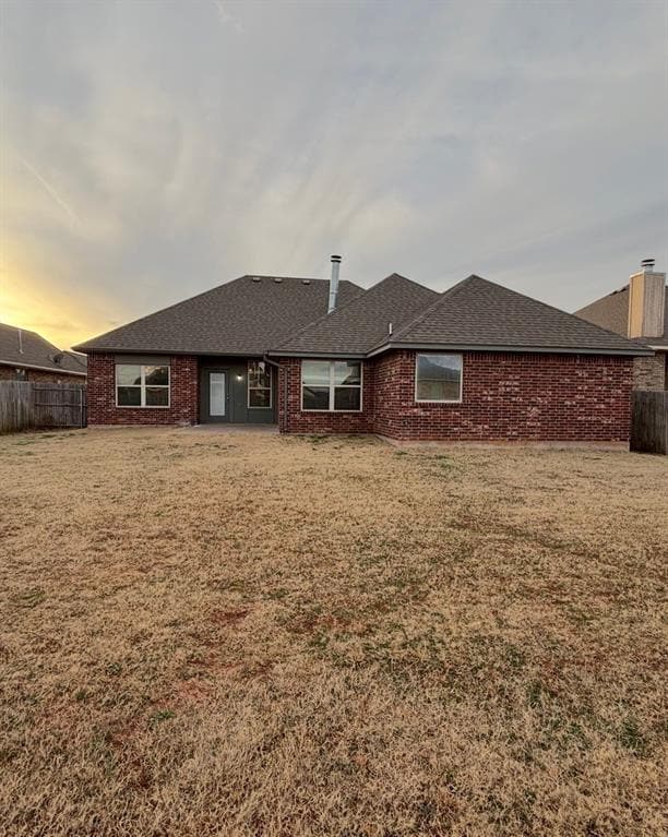 Building Photo - 724 Windy Ln