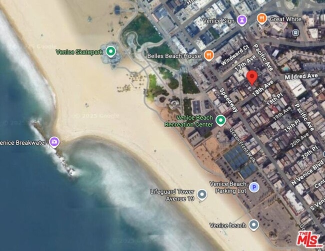 Building Photo - 27 18th Ave