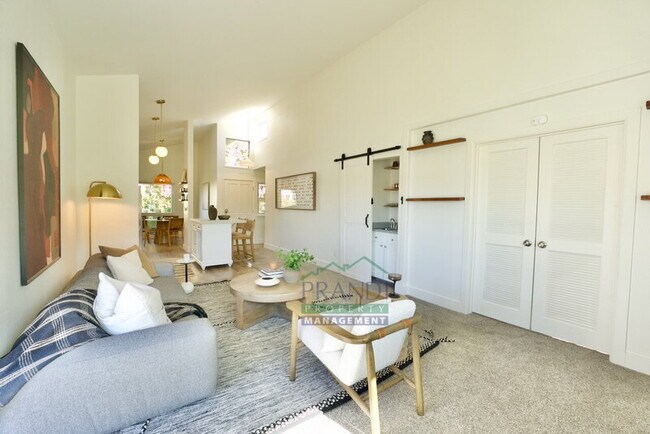 Building Photo - 505 Larkspur Plaza Dr