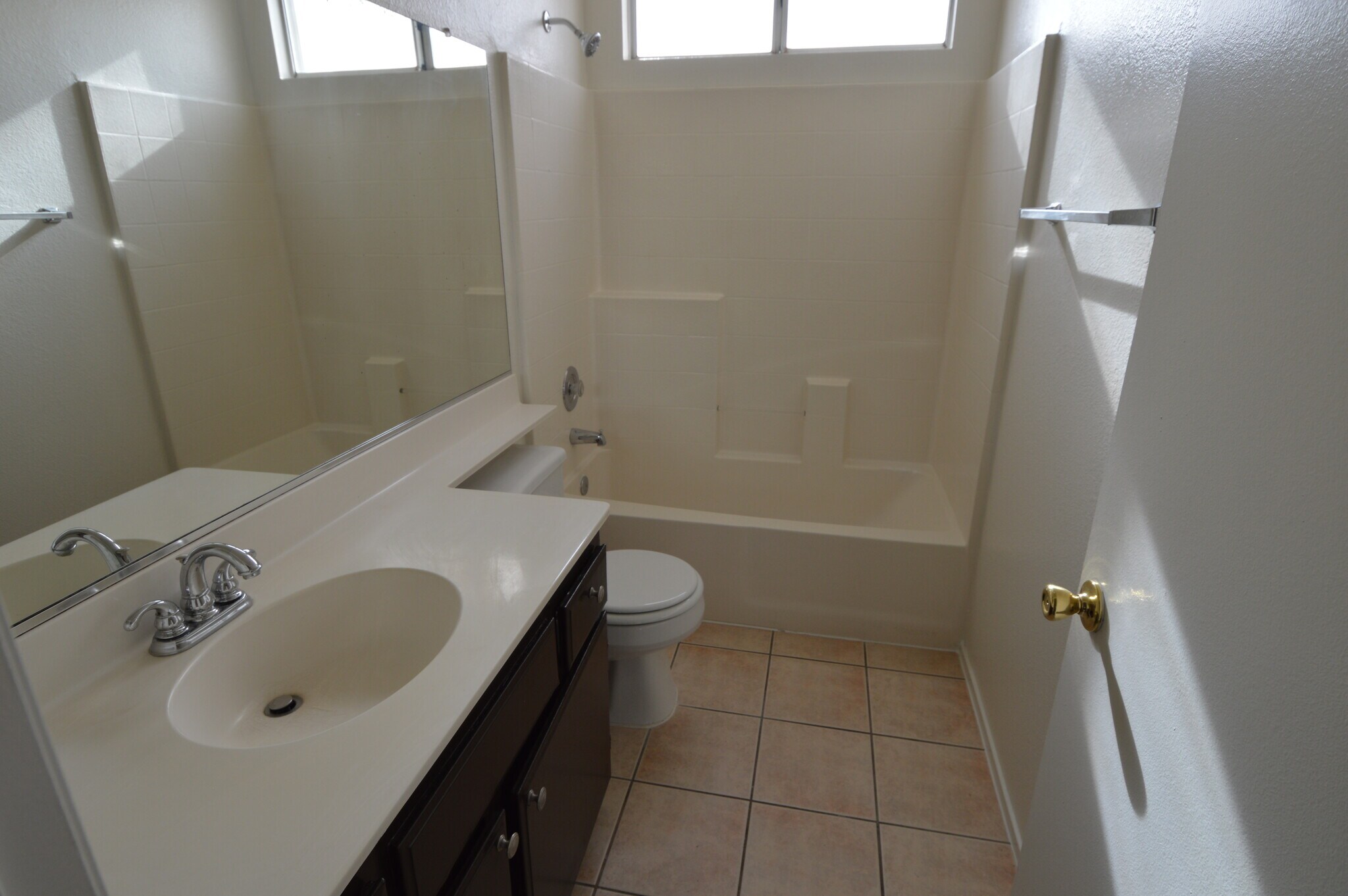 Building Photo - 3632 Sable Palm St