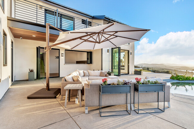 Building Photo - 14692 Ranch Trail Dr
