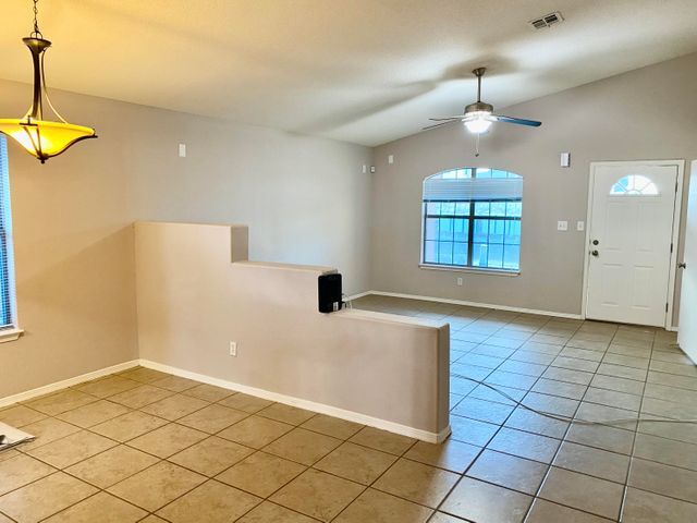 Building Photo - 4008 Tierra Venado Dr