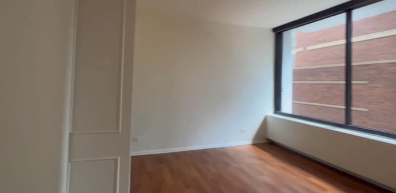 Building Photo - 57 E Chestnut St