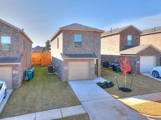 Primary Photo - 3234 NW 147th Ter