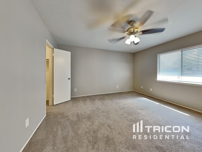 Building Photo - 509 Forestwood Dr