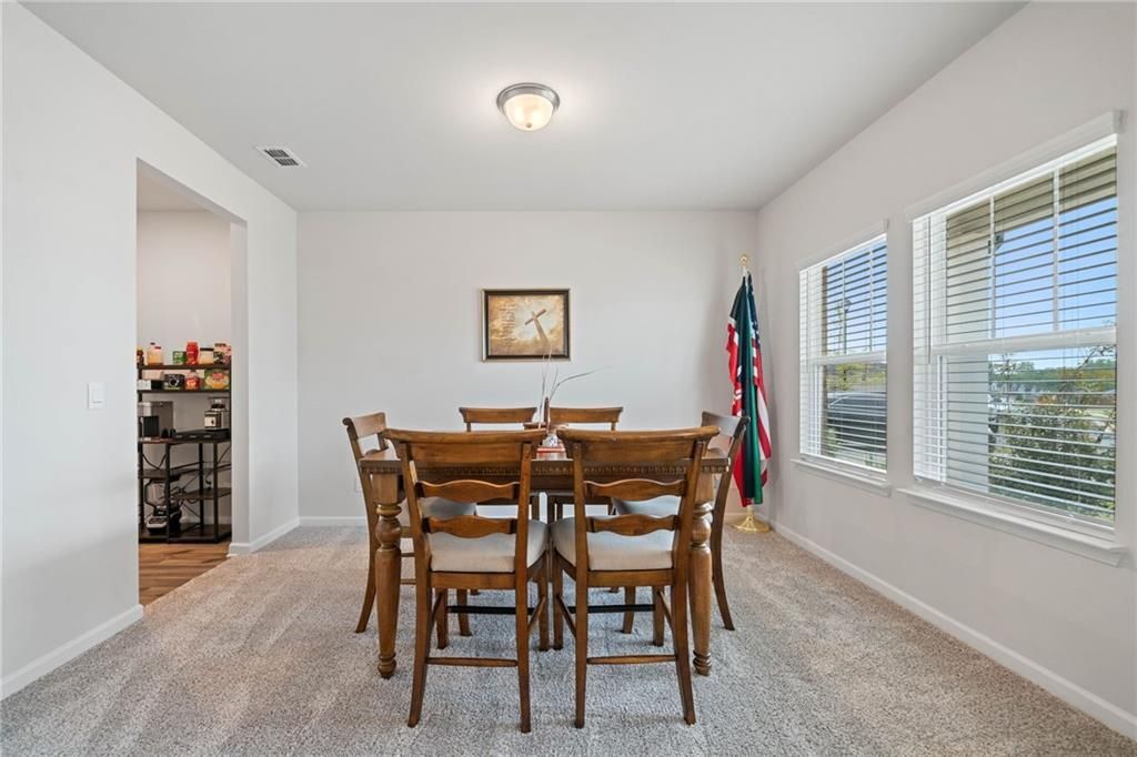 Building Photo - 5911 Green Ash Ct