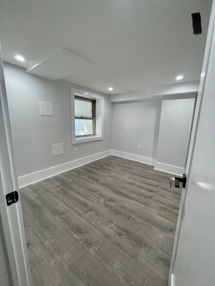 Building Photo - 1323 Florida Ave NW