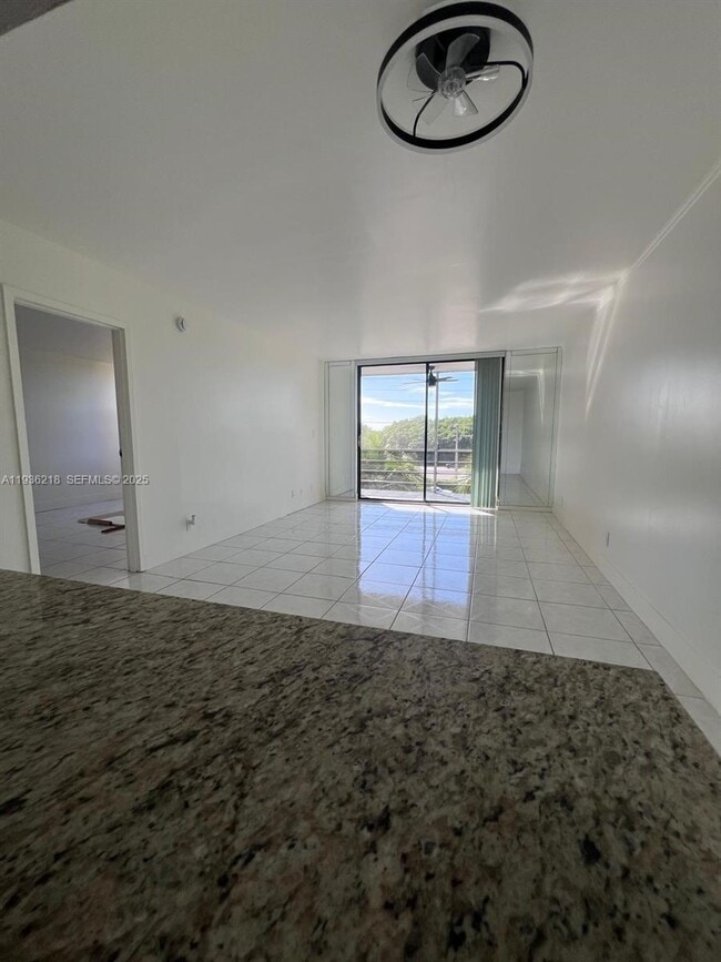 Building Photo - 2935 NE 163rd St