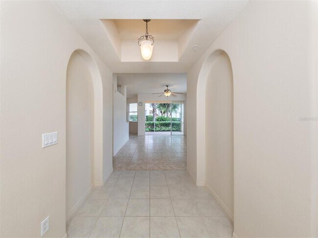 Building Photo - 4437 Corso Venetia Blvd