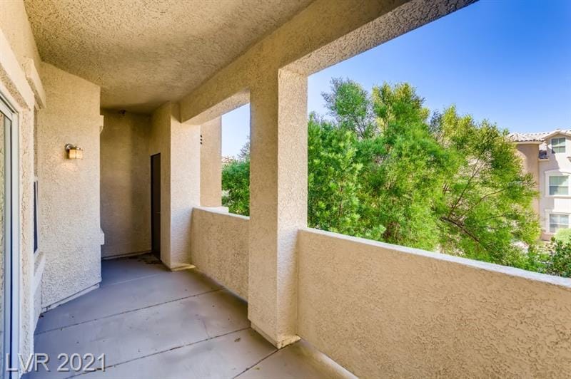 Building Photo - 8777 W Maule Ave