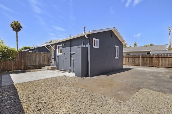 Building Photo - 4822 8th St