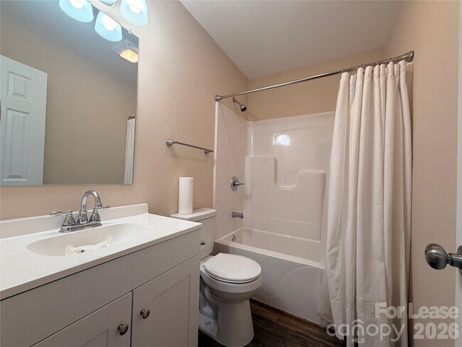Building Photo - 67 Travora Cir