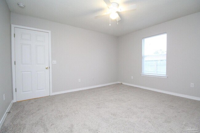 Building Photo - 1021 Antigua Cir