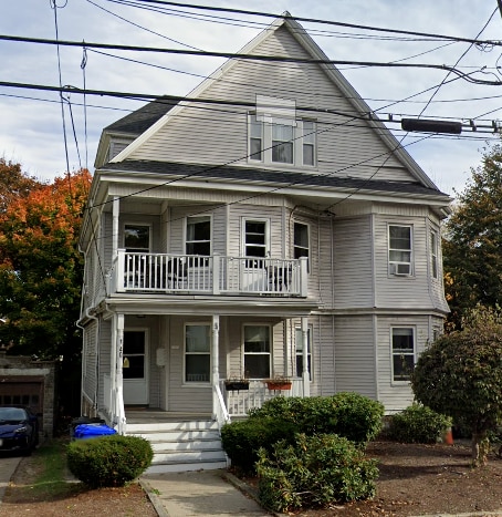 Building Photo - 140 Brooks St