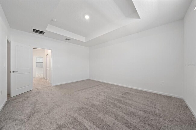 Building Photo - 7405 Stone Crk Trl