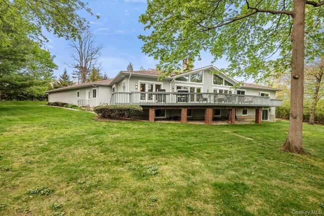 Building Photo - 4 Mohican Trail