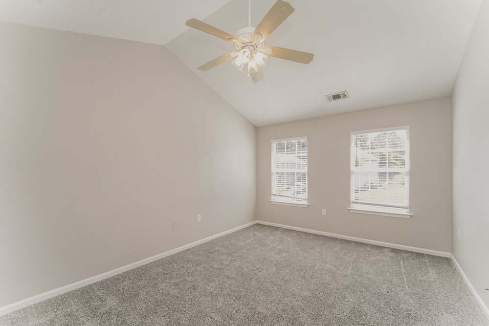 Building Photo - 6221 Summerour Place