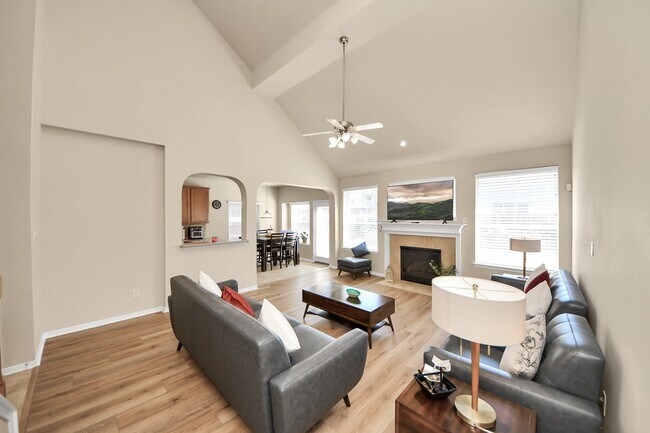 Building Photo - 9006 Sunny Brook Ln