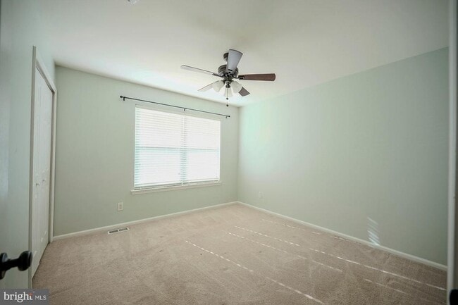 Building Photo - 3908 Grenwich Ln