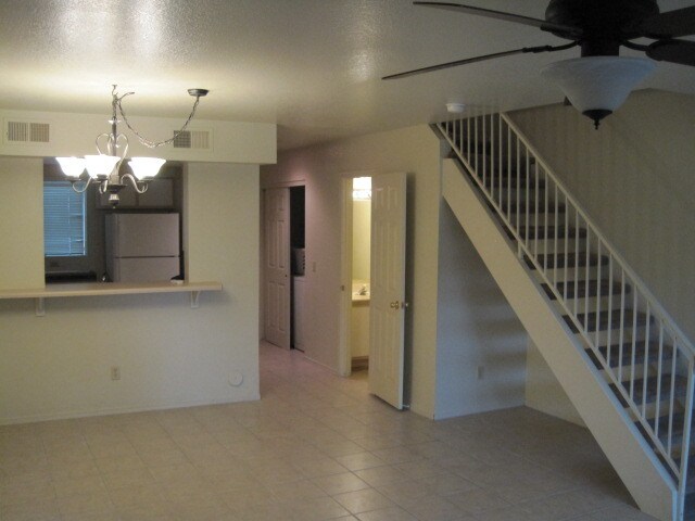 Building Photo - 715 S Ext Rd
