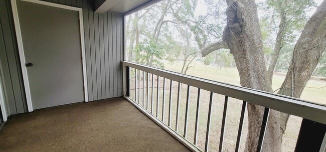 Building Photo - 2925 Par Ln