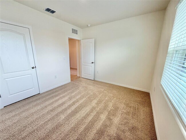 Building Photo - 5067 Tana Ter