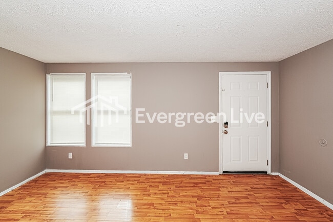 Building Photo - 121 Winchester Dr