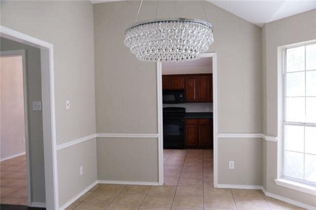 Building Photo - 1402 White Wing Ct
