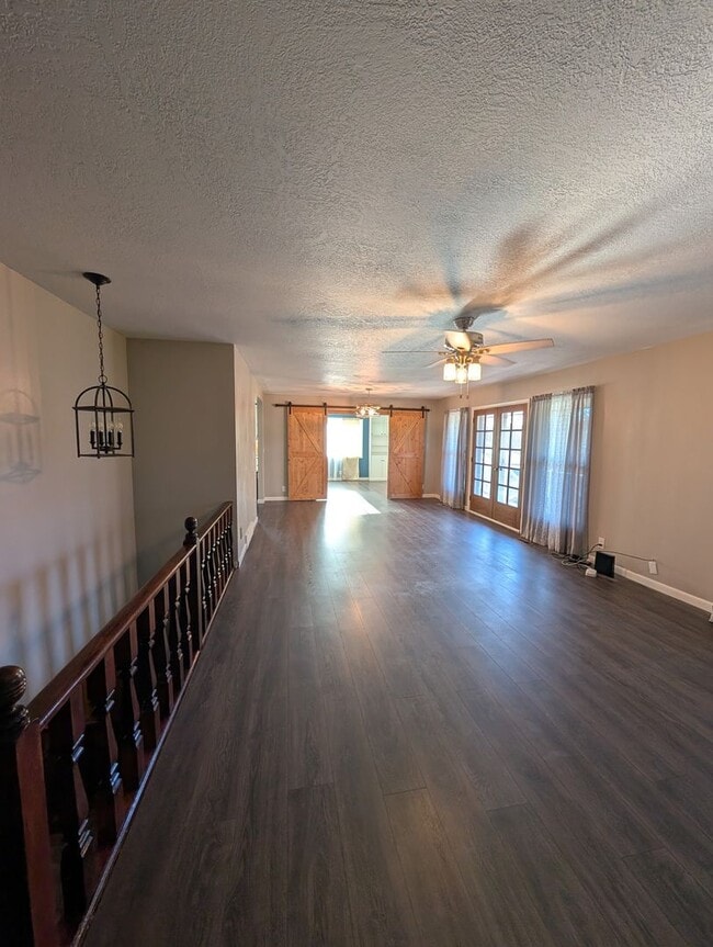 Building Photo - 201 S 19th Ave