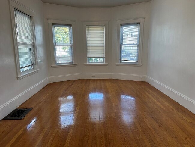 Building Photo - 51 Flynt St