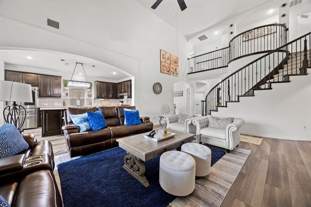 Building Photo - 1136 Chickadee Dr