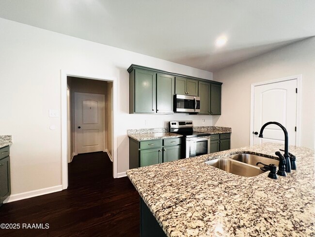 Building Photo - 18044 Terraceside Dr