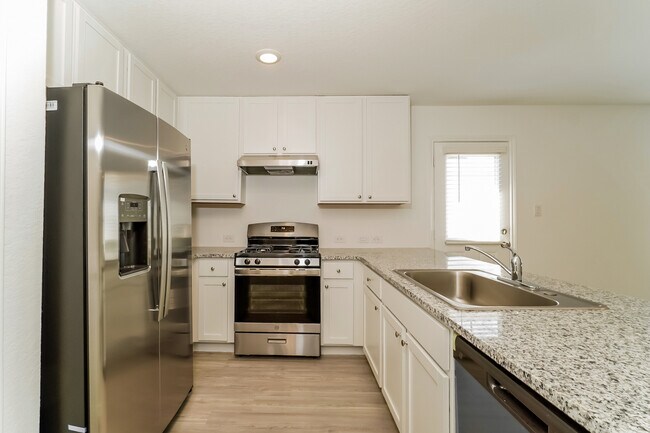 Building Photo - 8839 Barrow Path, Converse, TX