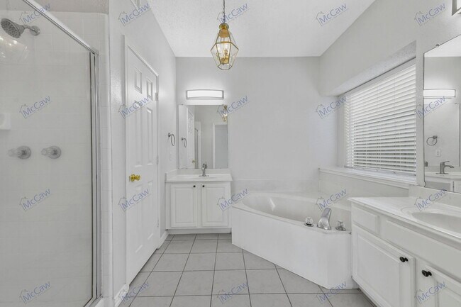 Building Photo - 1403 Marblecrest Dr