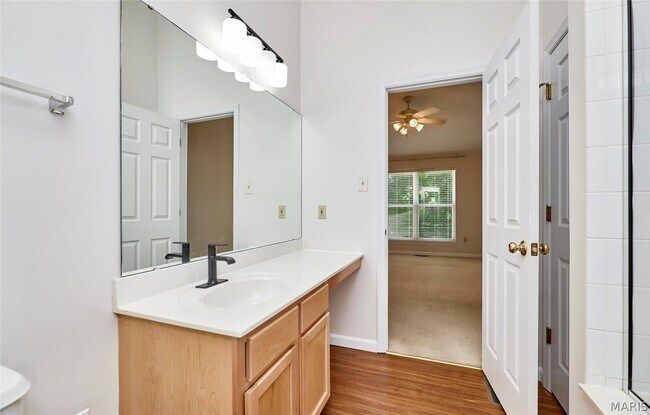 Building Photo - 215 Cordovan Commons Pkwy