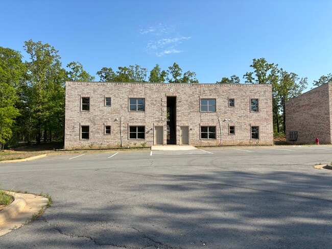 Building Photo - 6101 General Samuels Rd
