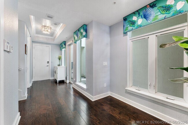Building Photo - 57 Isle of Venice Dr