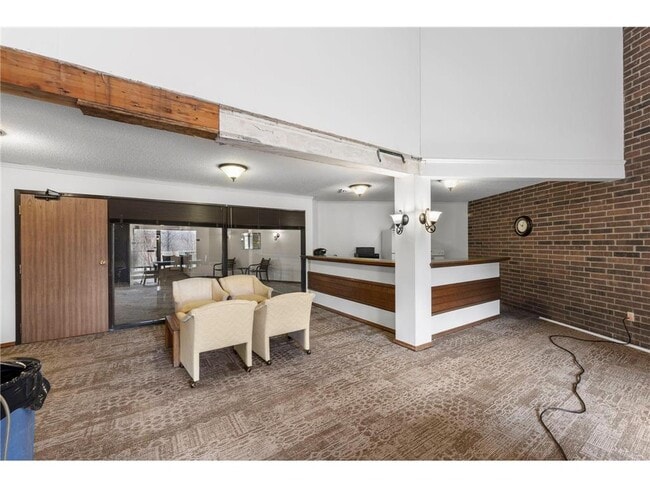 Building Photo - 3850 Plymouth Blvd