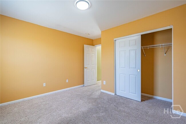 Building Photo - 7 Briarcliff Way