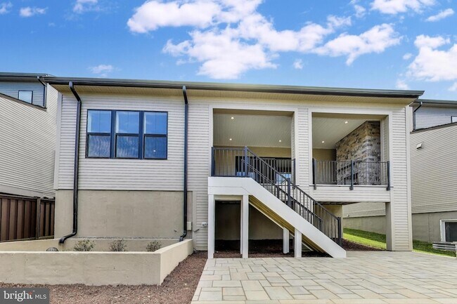 Building Photo - 6921 Renita Ln