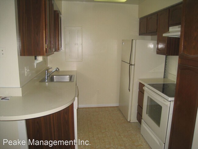 Building Photo - 2 br, 2 bath House - 4527 N. 11th Street