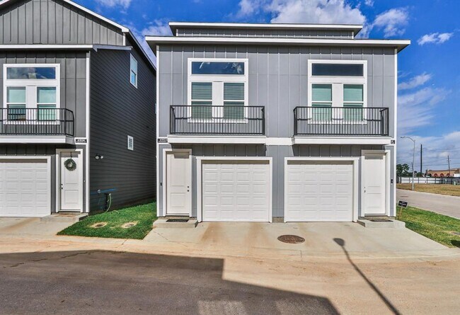 Building Photo - 4904 Paradigm Ln