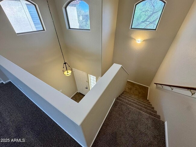 Building Photo - 2344 W White Feather Ln