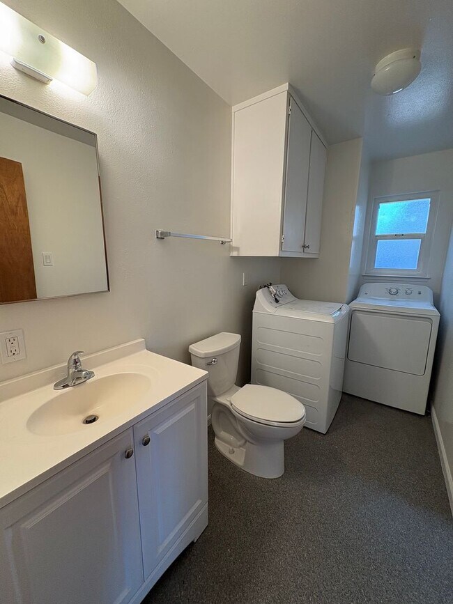 Building Photo - 537fst