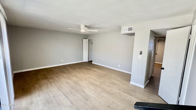 Building Photo - 8516 E McDonald Dr