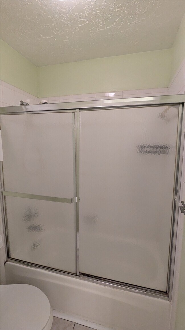 Building Photo - 18319 N Willow Bluff Rd